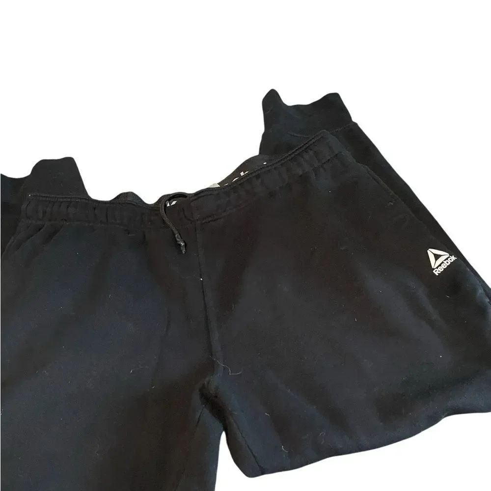 Reebok size large Black Athletic Pants excellent draw string 2 front pockets